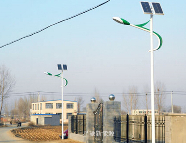 30w6m太陽(yáng)能路燈價(jià)格