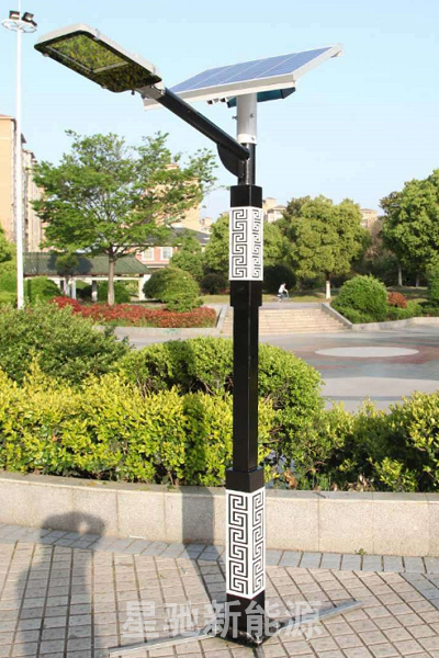 景區(qū)4米太陽能景觀燈價格