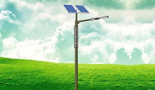 4��̫�(y��ng)��·�������X(qi��n)һ��(g��)�����b���x�Ƕ���