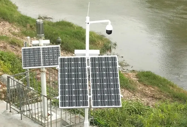 �O(ji��n)��̫��ܹ��ϵ�y